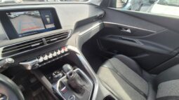 
										Peugeot 3008 ALLURE PACK (GRIP CONTROL) 2019 completo									