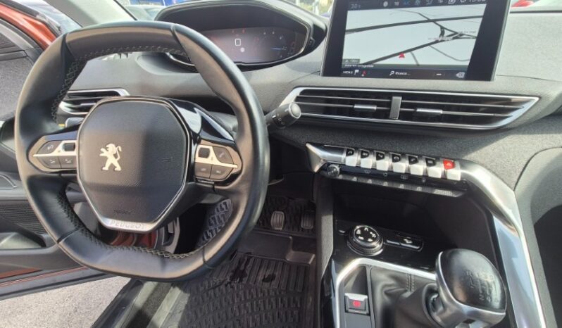 
								Peugeot 3008 ALLURE PACK (GRIP CONTROL) 2019 completo									