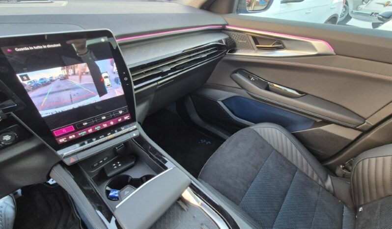 
								Renault RAFALE ATELIER ALPINE E-TECH PLUG-IN HYBRID 4X4 300 CV 2024 completo									