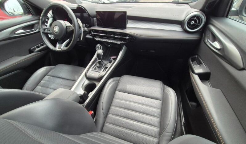 
								Alfa Romeo TONALE MHEV TCT7 VELOCE 2024 completo									