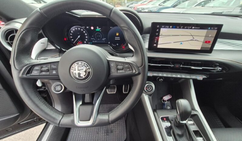 
								Alfa Romeo TONALE MHEV TCT7 VELOCE 2024 completo									