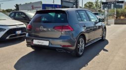 
										Volkswagen GOLF VII R-LINE 2019 completo									