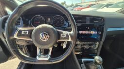 
										Volkswagen GOLF VII R-LINE 2019 completo									
