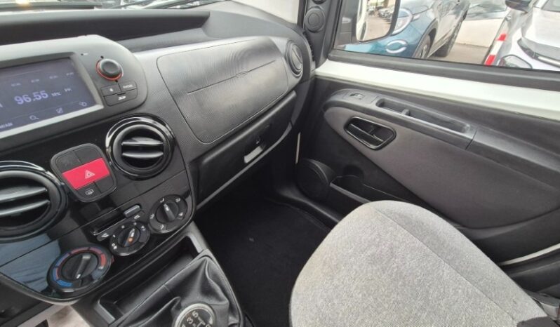
								Fiat QUBO MJT DYNAMIC 2016 completo									