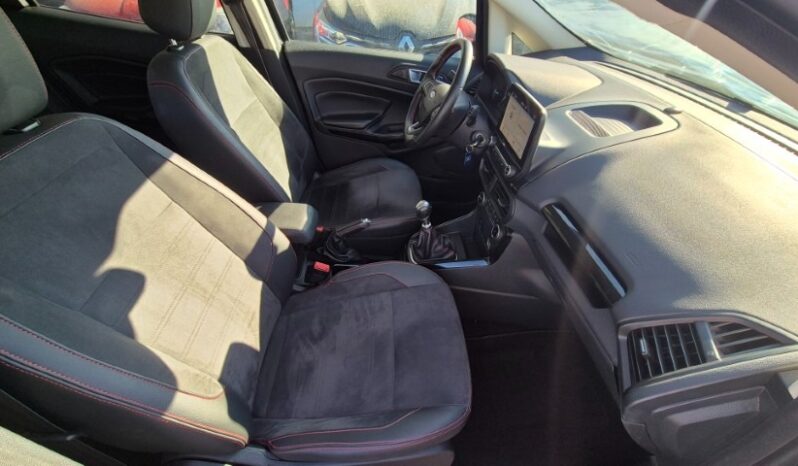 
								Ford ECOSPORT ECOBOOST ST-LINE 2022 completo									