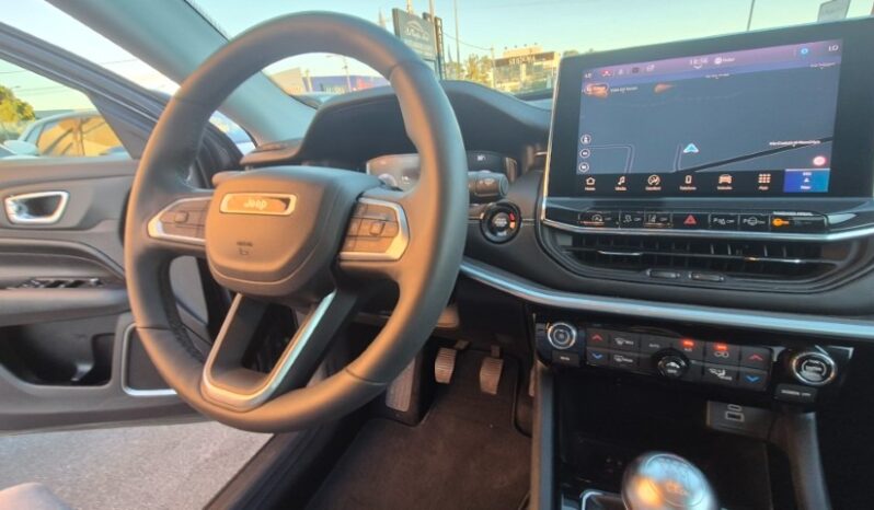 
								Jeep COMPASS LIMITED (NEW PARK PACK) 2024 completo									