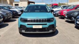 
										Jeep AVENGER TURBO ALTITUDE 2024 completo									