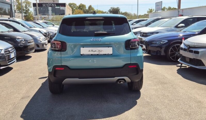 
								Jeep AVENGER TURBO ALTITUDE 2024 completo									
