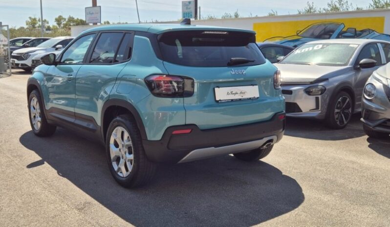 
								Jeep AVENGER TURBO ALTITUDE 2024 completo									