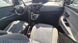 
										Lancia YPSILON HYBRID SILVER 2022 completo									