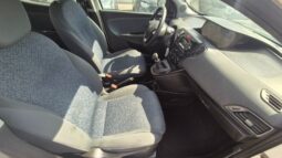 
										Lancia YPSILON HYBRID SILVER 2022 completo									