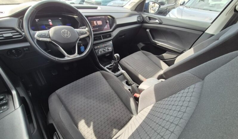 
								Volkswagen T-CROSS TSI STYLE 2022 completo									