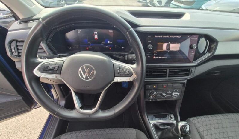 
								Volkswagen T-CROSS TSI STYLE 2022 completo									