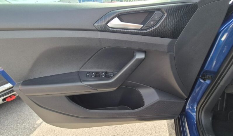 
								Volkswagen T-CROSS TSI STYLE 2022 completo									