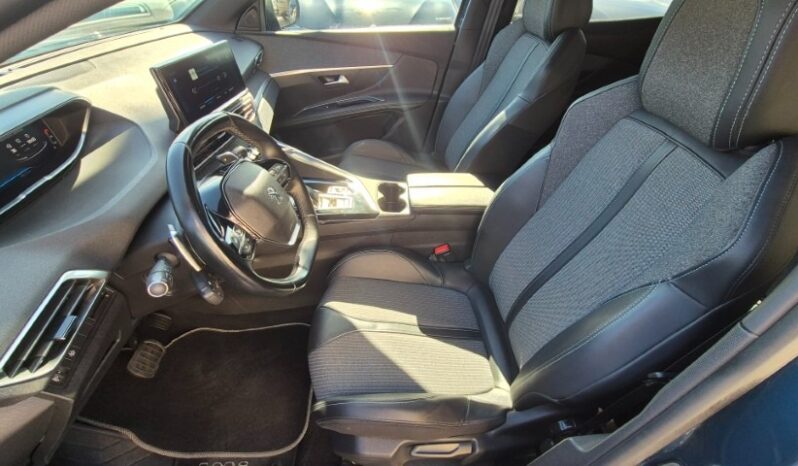 
								Peugeot 3008 (EAT8) ALLURE PACK 2023 completo									