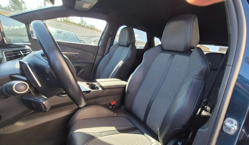 
								Peugeot 3008 (EAT8) ALLURE PACK 2023 completo									