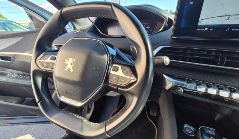 
								Peugeot 3008 (EAT8) ALLURE PACK 2023 completo									