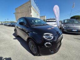 
										Fiat 500 icon berlina 2021 completo									