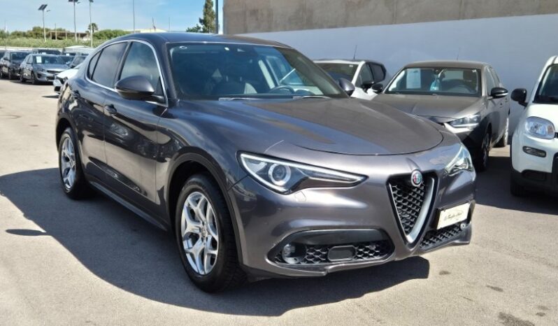 
								ALFA R. Stelvio Q4 AT8 BUSINESS 2017 completo									