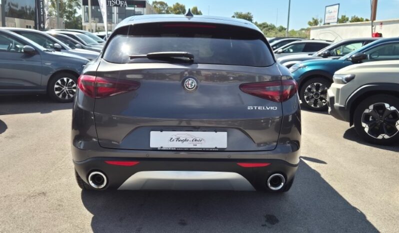 
								ALFA R. Stelvio Q4 AT8 BUSINESS 2017 completo									