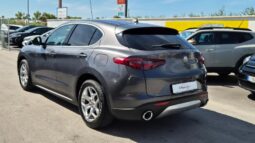 
										ALFA R. Stelvio Q4 AT8 BUSINESS 2017 completo									