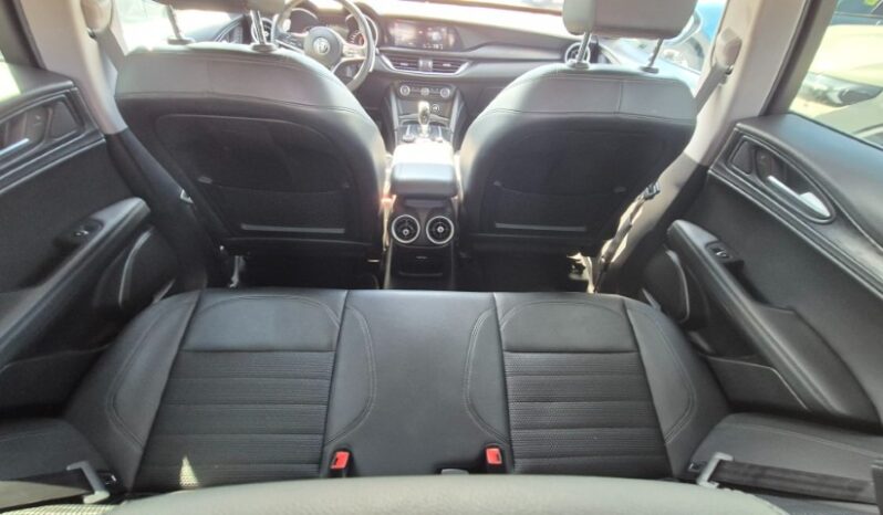 
								ALFA R. Stelvio Q4 AT8 BUSINESS 2017 completo									