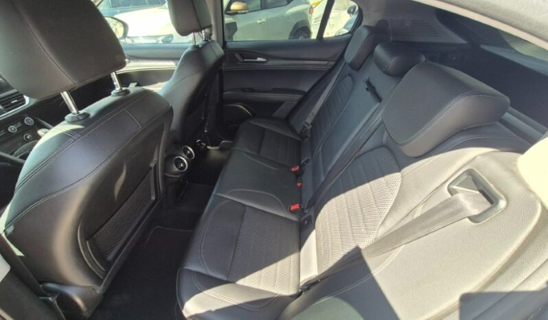 
								ALFA R. Stelvio Q4 AT8 BUSINESS 2017 completo									