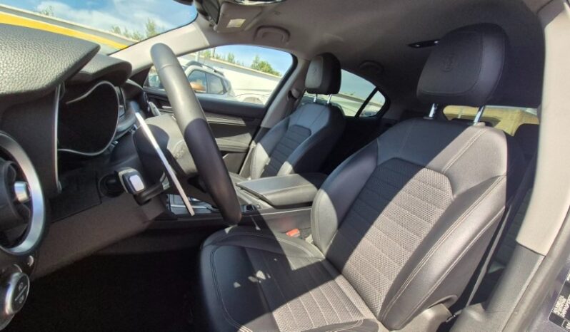 
								ALFA R. Stelvio Q4 AT8 BUSINESS 2017 completo									