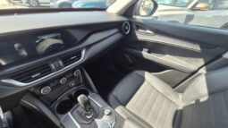 
										ALFA R. Stelvio Q4 AT8 BUSINESS 2017 completo									