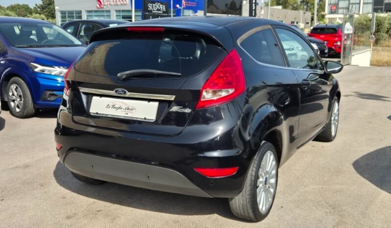 
								Ford FIESTA GPL 2009 completo									