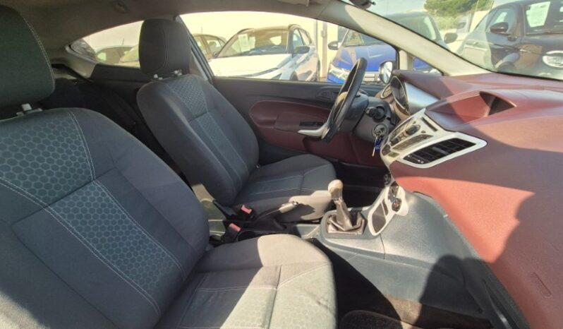 
								Ford FIESTA GPL 2009 completo									