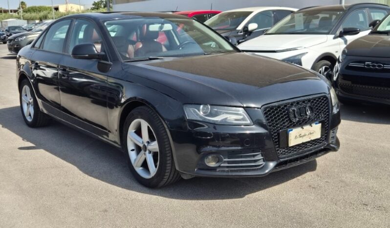 
								Audi A4 TETTUCCIO APRIBILE 2008 completo									