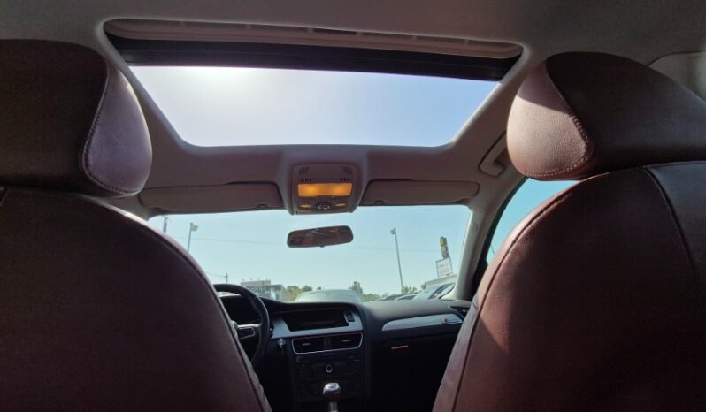 
								Audi A4 TETTUCCIO APRIBILE 2008 completo									