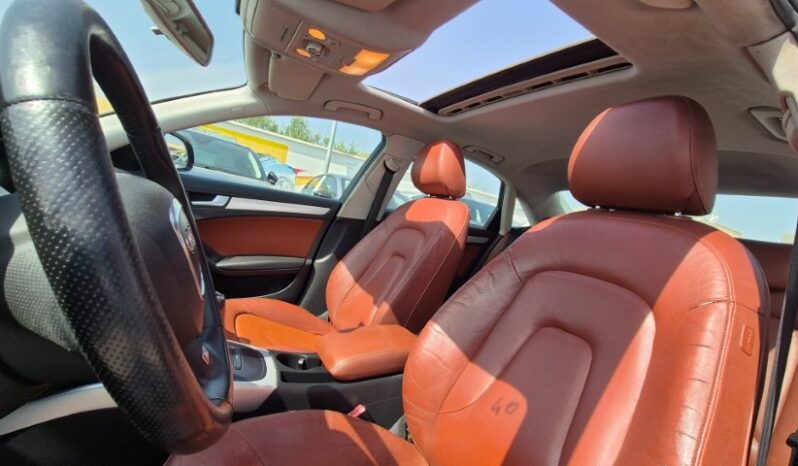 
								Audi A4 TETTUCCIO APRIBILE 2008 completo									