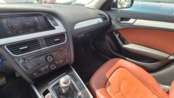 
										Audi A4 TETTUCCIO APRIBILE 2008 completo									