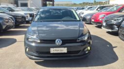 
										Volkswagen POLO 2018 completo									