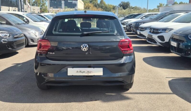 
								Volkswagen POLO 2018 completo									