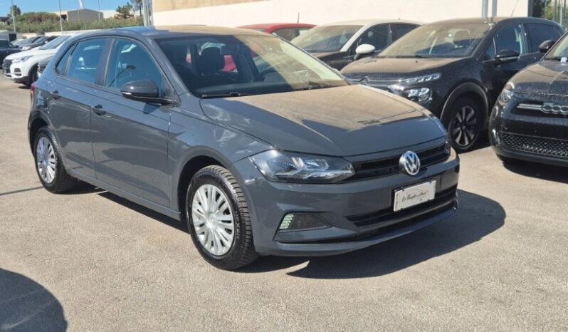
								Volkswagen POLO 2018 completo									