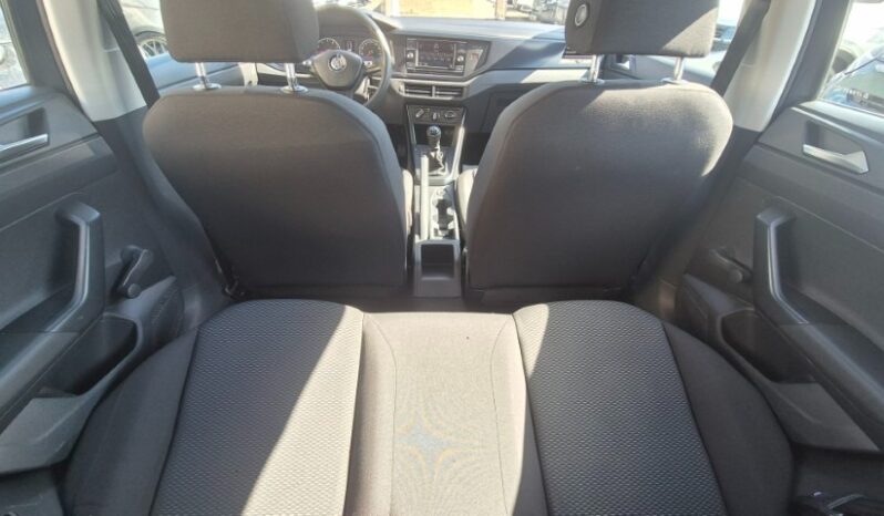 
								Volkswagen POLO 2018 completo									