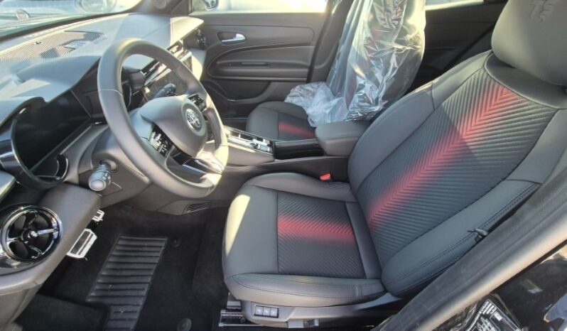 
								ALFA R. JUNIOR HYBRID eDCT6 SPECIALE 2025 completo									