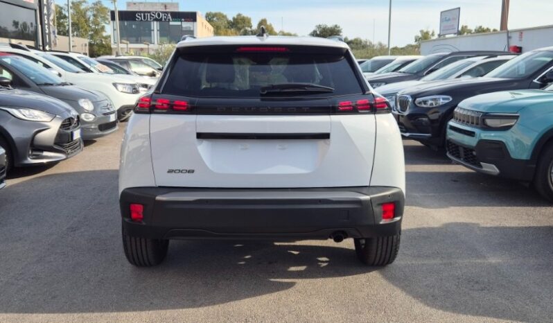 
								Peugeot 2008 ALLURE 2025 completo									
