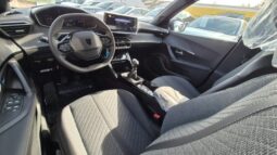 
										Peugeot 2008 ALLURE 2025 completo									