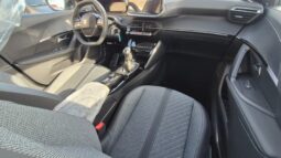 
										Peugeot 2008 ALLURE 2025 completo									