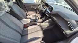 
										Peugeot 2008 ALLURE 2025 completo									