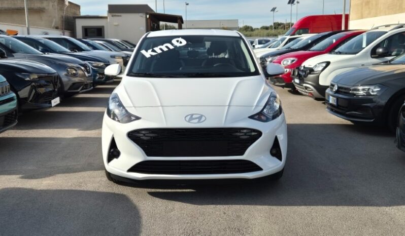 
								Hyundai I10 CONNECTLINE 2025 completo									