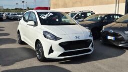 
										Hyundai I10 CONNECTLINE 2025 completo									
