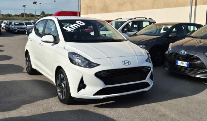 
								Hyundai I10 CONNECTLINE 2025 completo									