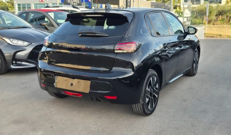 
								Peugeot 208 ALLURE 2025 completo									