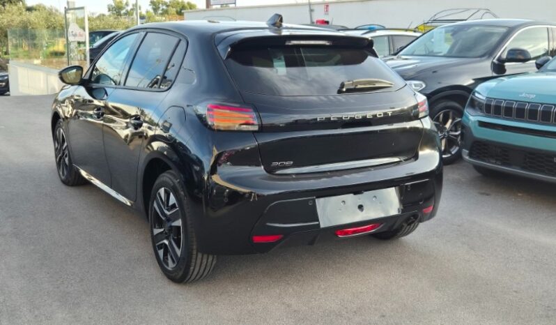 
								Peugeot 208 ALLURE 2025 completo									