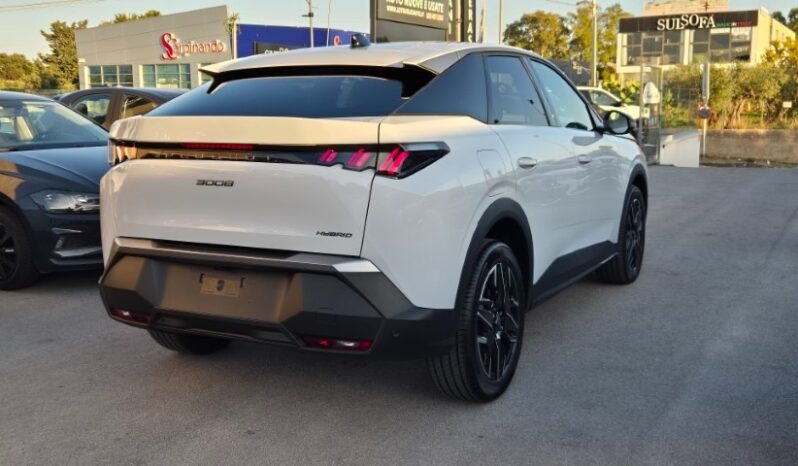 
								Peugeot 3008 HYBRID E-DCS6 ALLURE PARONAM PACK 2025 completo									